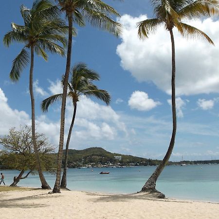 Residence Tobago Сент-Анн Экстерьер фото