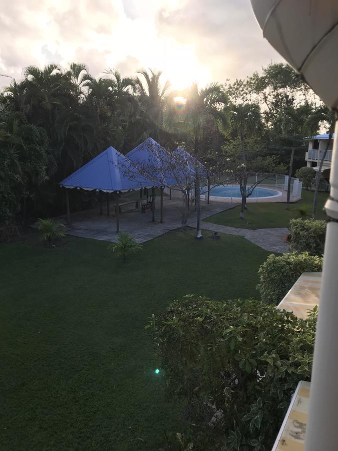 Residence Tobago Сент-Анн Экстерьер фото